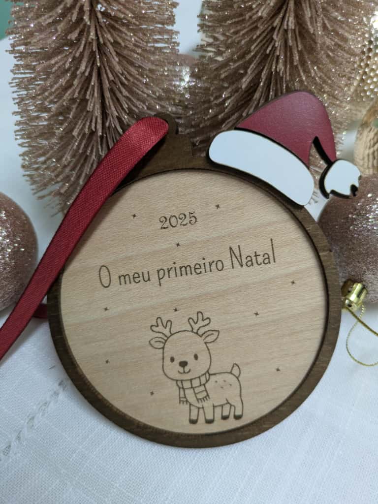 bola de natal madeira casa nova (copy) bola de natal madeira primeiro natal