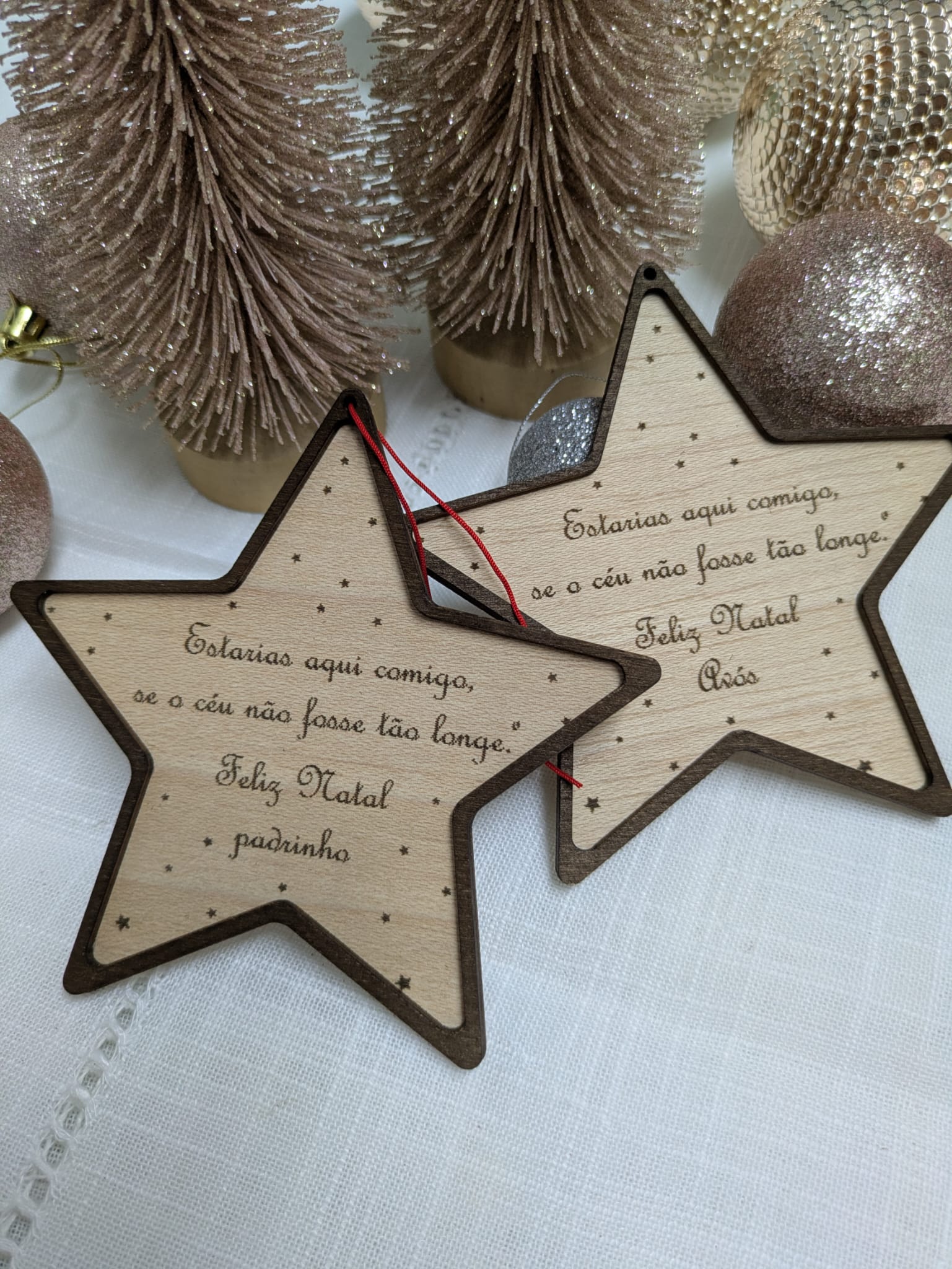 Estrela de natal em madeira – homenagem a entes falecidos estrela de natal em madeira – homenagem a entes falecidos